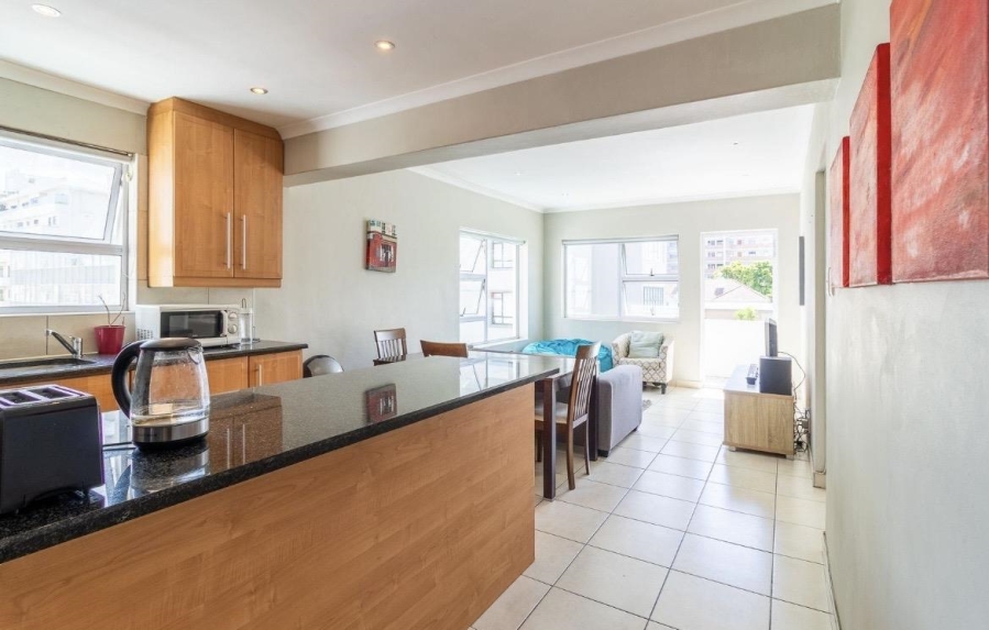 3 Bedroom Property for Sale in Sea Point Western Cape